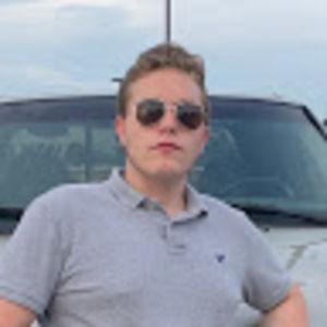 Meet your Posher, Devan